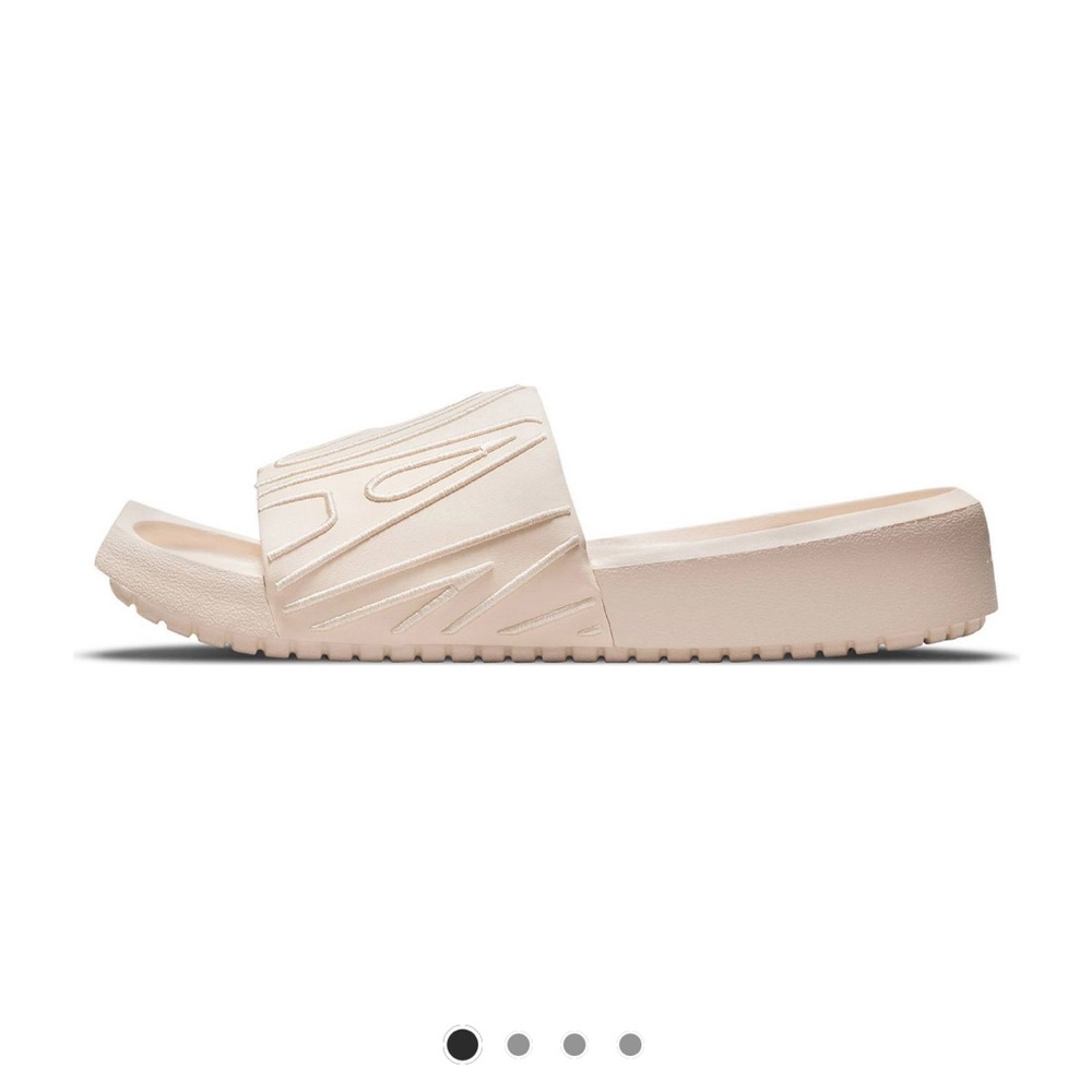 Nike Jordan Nola slides